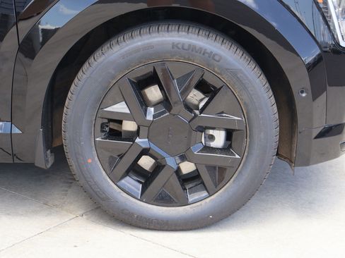 Used 2026 Kia EV9 Land w/ Nightfall Edition Package AWD/4WD image 12