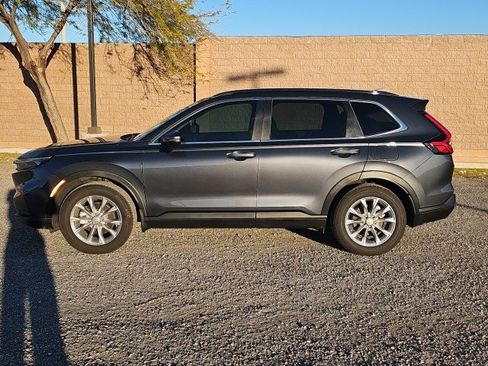 Used 2025 Honda CR-V EX image 6