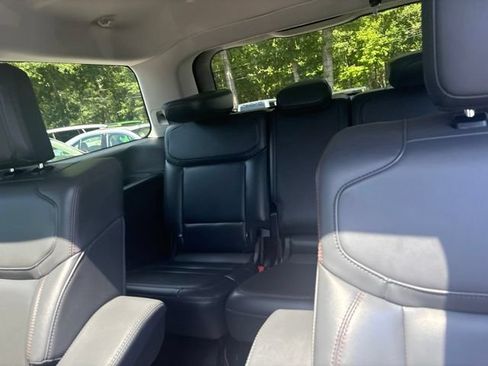 Used 2025 Ford Expedition Active AWD/4WD image 17