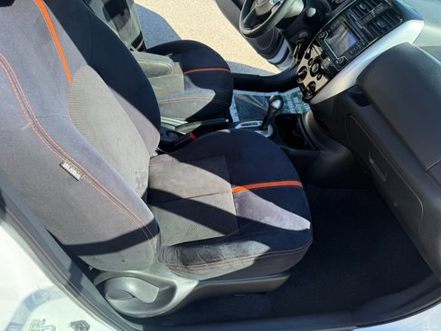 Used 2015 Nissan Versa Note SR w/ SR Convenience Package image 22