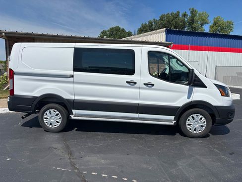 Used 2025 Ford Transit 250 Low Roof w/ Exterior Upgrade Package RWD image 2