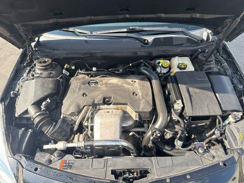 Used 2015 Buick Regal Premium w/ Experience Buick Package FWD image 16