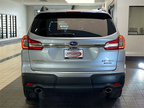 Used 2022 Subaru Ascent Limited w/ Technology Package image 5