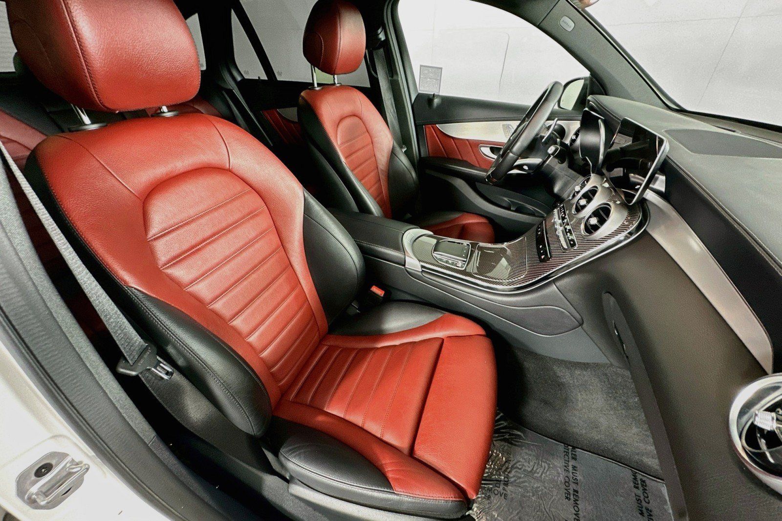 Used 2022 Mercedes-Benz GLC 43 AMG 4MATIC w/ Driver Assistance Package image 8