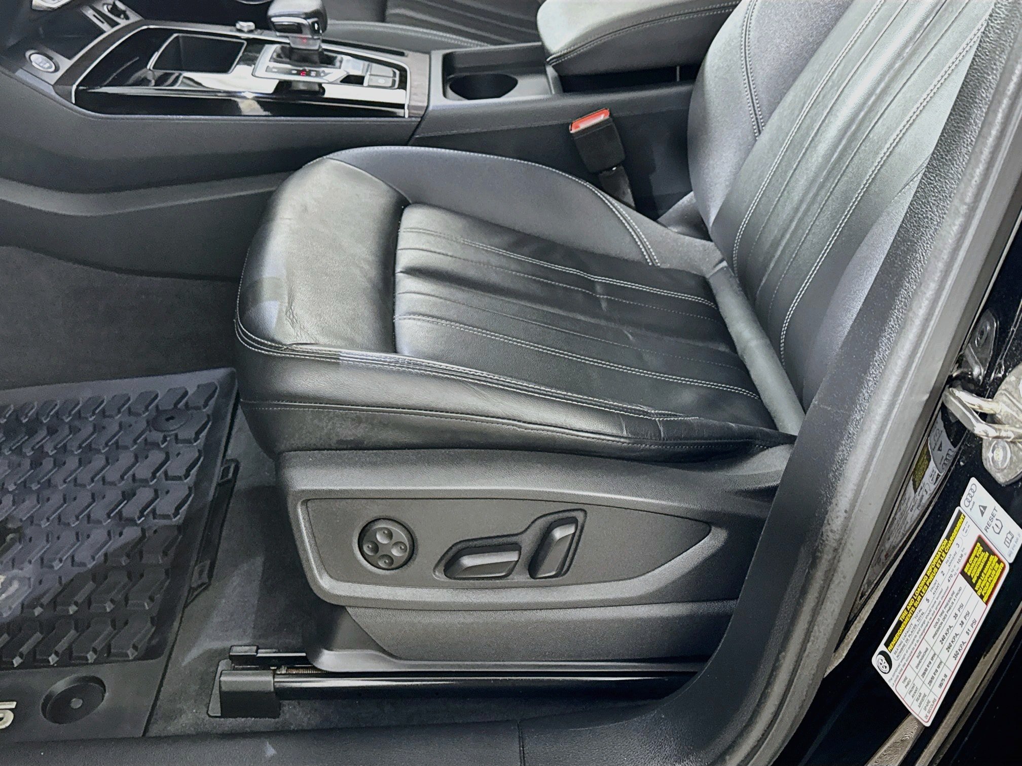 Used 2024 Audi Q5 2.0T Premium AWD/4WD image 21