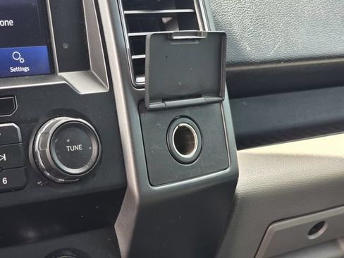 Used 2020 Ford F150 XLT w/ Equipment Group 301A Mid RWD image 19