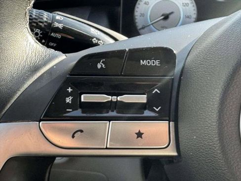 Used 2023 Hyundai Tucson SEL w/ Convenience Package image 17