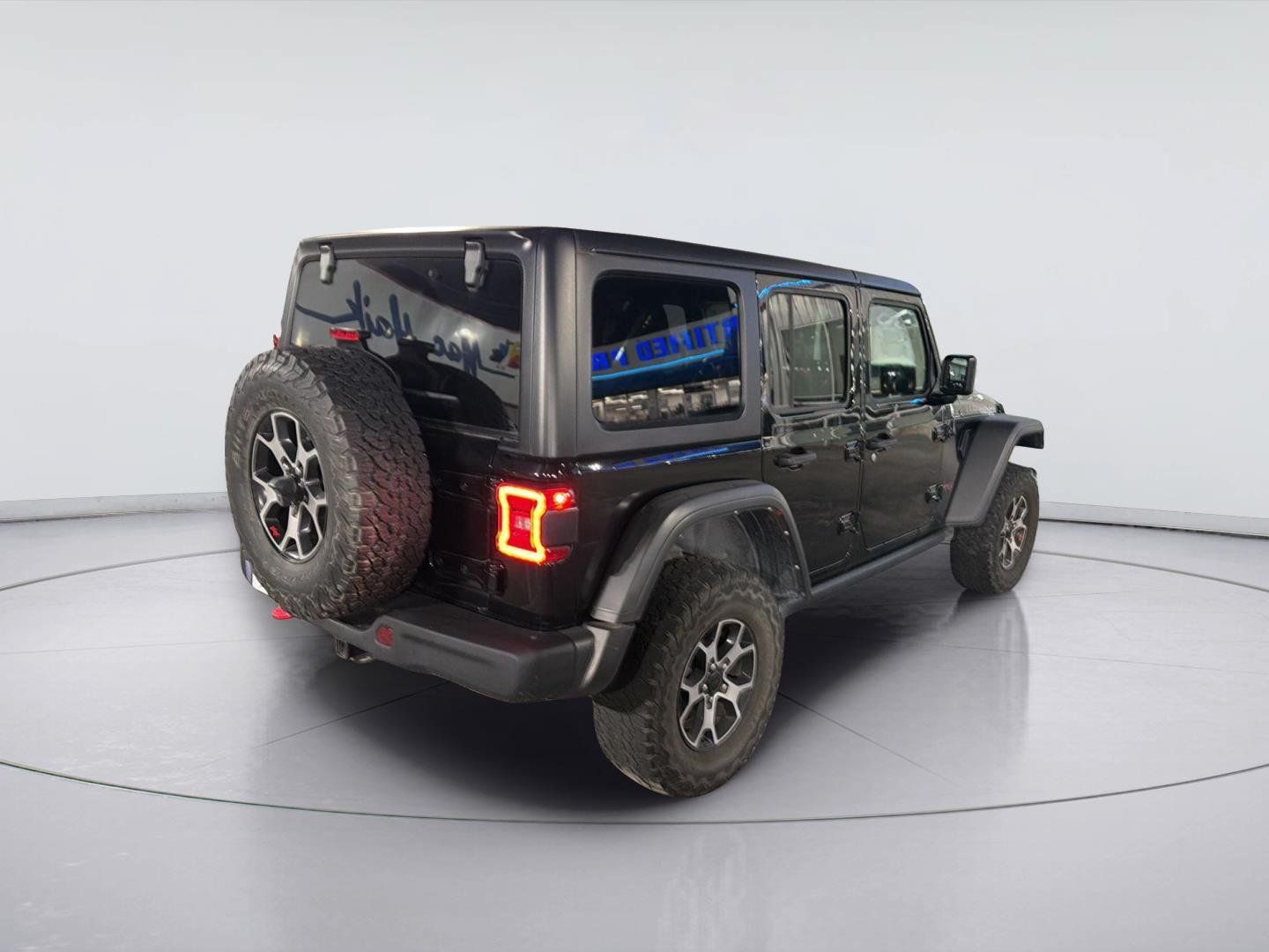 Used 2022 Jeep Wrangler Unlimited Rubicon w/ Steel Bumper Group AWD/4WD image 11