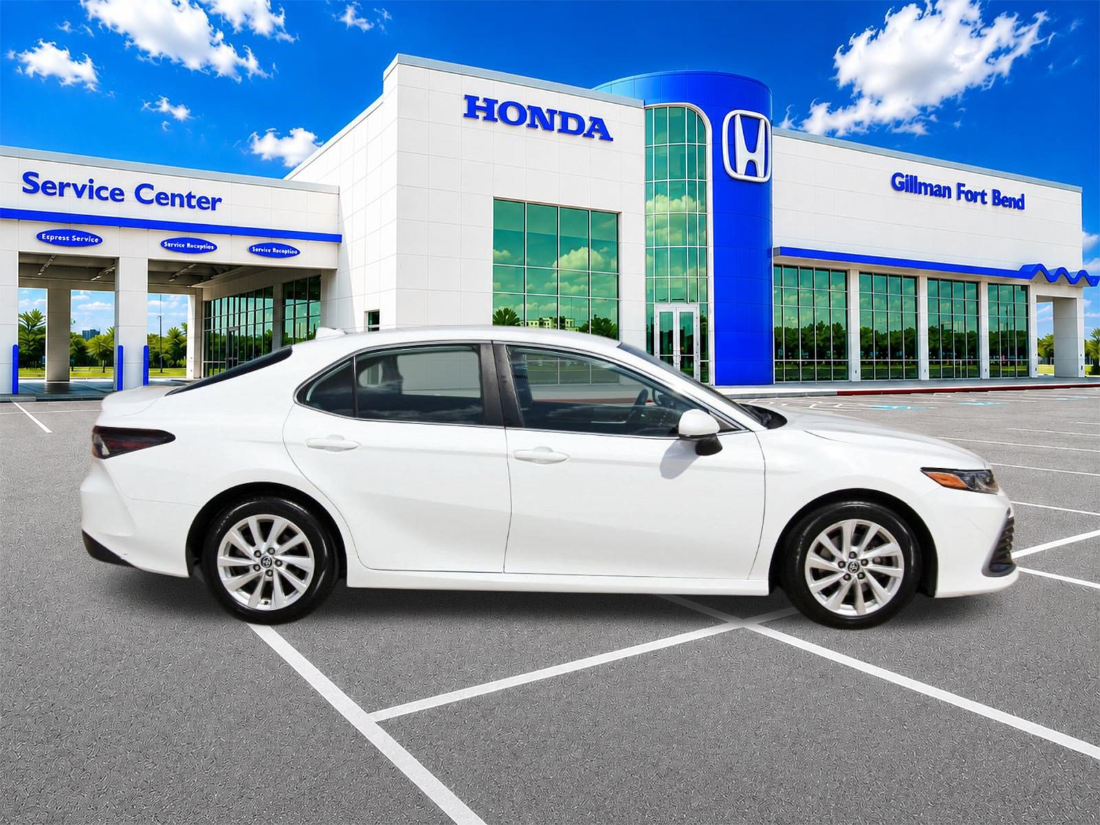 Used 2023 Toyota Camry LE FWD image 8