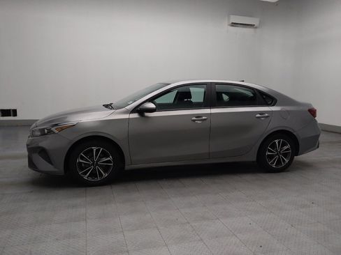 Used 2023 Kia Forte LXS FWD image 2