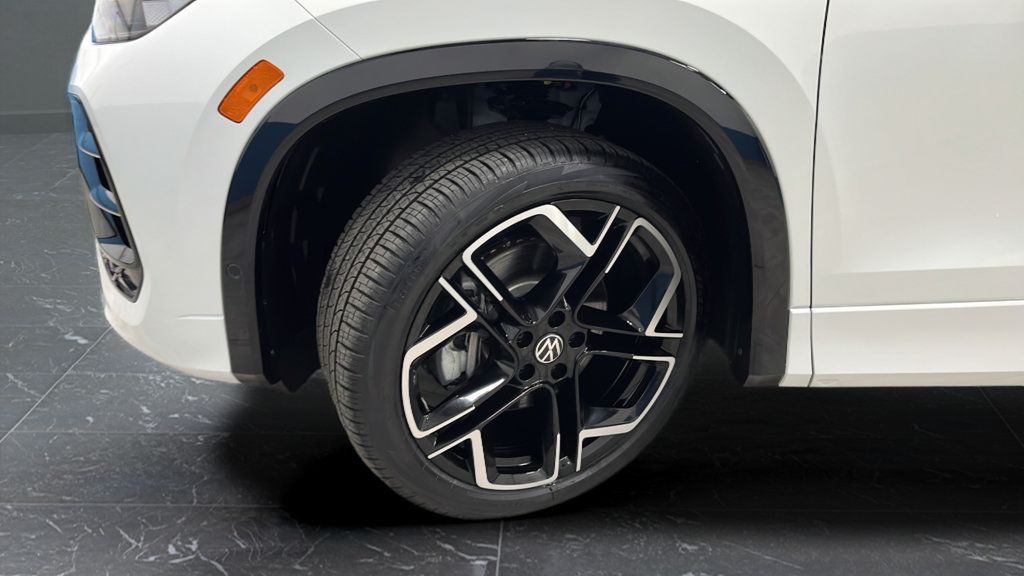 Used 2026 Volkswagen Tiguan SEL R-Line AWD/4WD image 36