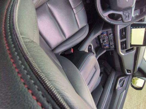 Used 2022 Chevrolet Tahoe RST w/ Luxury Package image 23