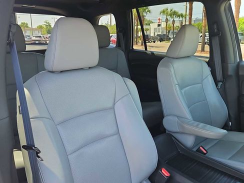 Certified 2023 Honda Passport EX-L image 26