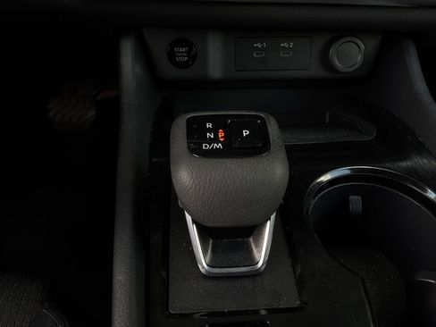 Used 2026 Nissan Rogue SV FWD image 24