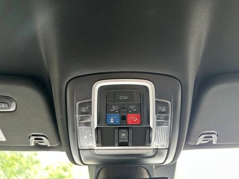 Used 2024 RAM 1500 Laramie AWD/4WD image 26