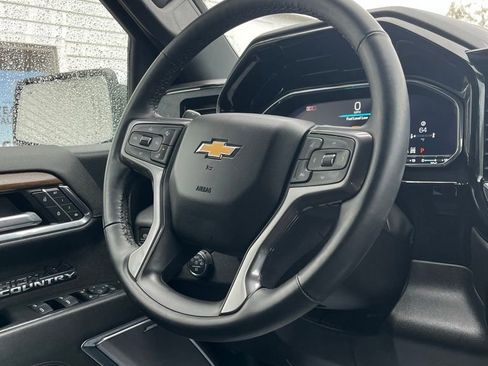 Used 2024 Chevrolet Silverado 1500 High Country w/ Technology Package image 18