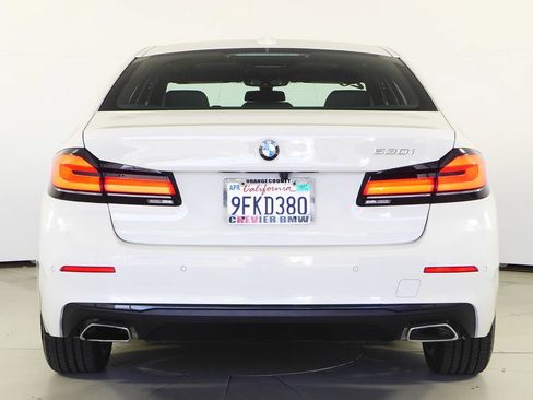 Used 2023 BMW 530i w/ Convenience Package RWD image 8