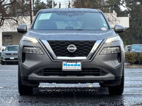 Used 2023 Nissan Rogue SV image 5