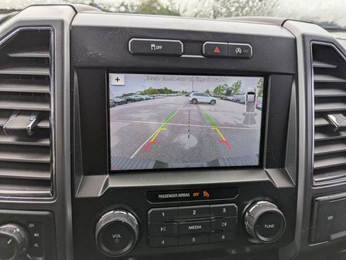 Used 2019 Ford F150 XLT w/ Equipment Group 302A Luxury AWD/4WD image 19