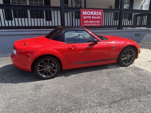 Used 2015 MAZDA MX-5 Miata Club RWD image 5