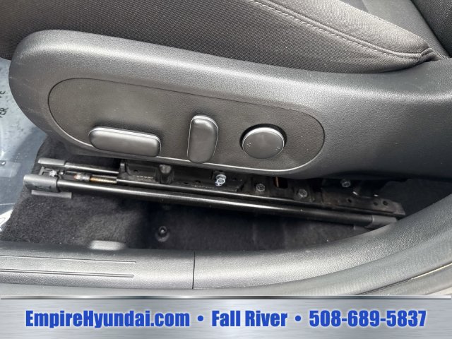Certified 2024 Hyundai Kona SEL FWD image 17