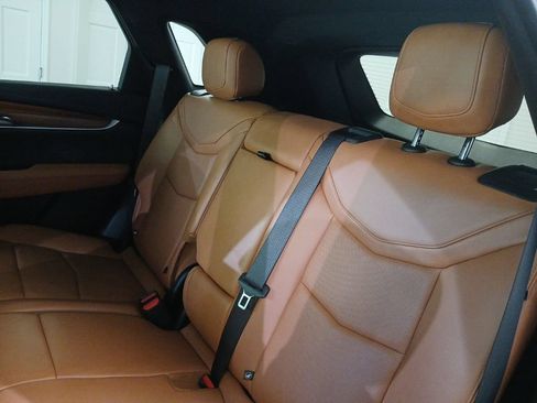 Used 2020 Cadillac XT5 Premium Luxury AWD/4WD image 15