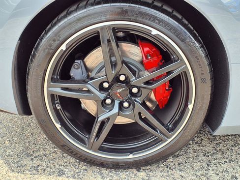 Used 2025 Chevrolet Corvette Stingray Premium Conv w/ Z51 Performance Package image 7