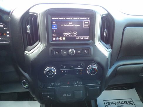 Used 2024 Chevrolet Silverado 3500 W/T w/ WT Convenience Package image 23