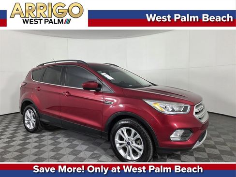Used 2018 Ford Escape SEL w/ Ford Safe & Smart Package image 1