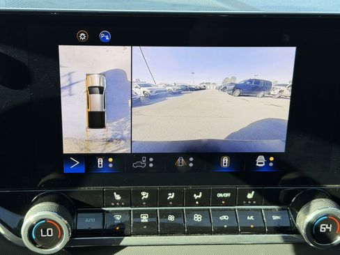 Used 2024 Chevrolet Colorado Z71 w/ Z71 Convenience Package 2 image 31