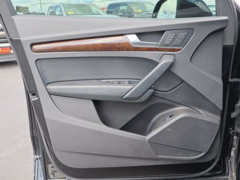 Used 2018 Audi Q5 2.0T Premium image 10
