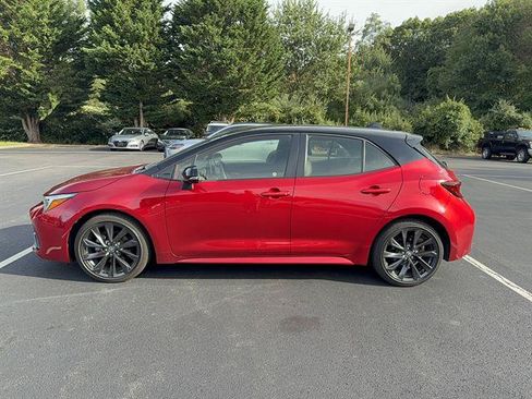 Used 2024 Toyota Corolla XSE FWD image 4