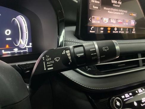Used 2023 INFINITI QX60 Luxe FWD image 45