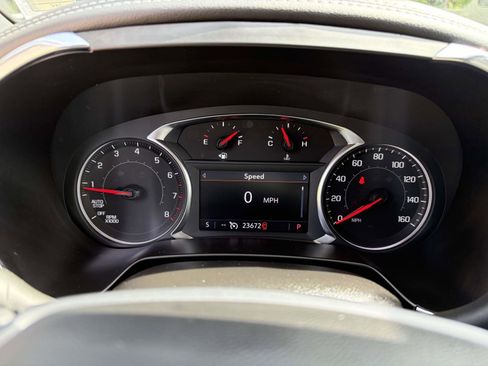 Used 2025 Chevrolet Blazer LT FWD image 10