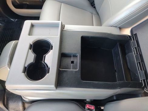 Used 2017 Ford F350 XL image 25