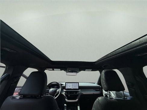 New 2026 Ford Explorer ST AWD/4WD image 13