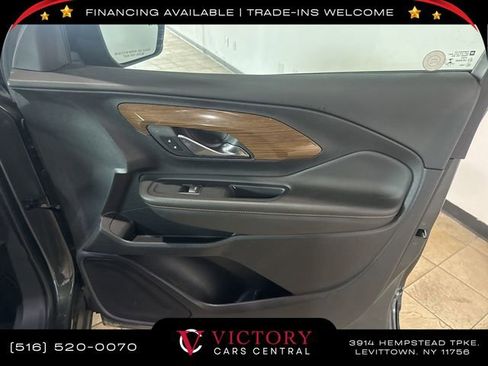 Used 2020 GMC Terrain SLE w/ Driver Convenience Package image 31