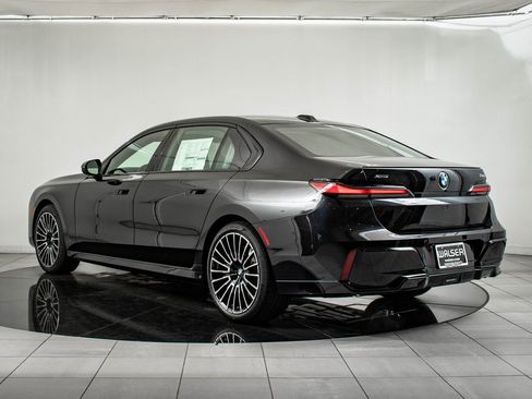 New 2026 BMW 740i xDrive w/ Executive Package image 6