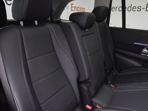 New 2026 Mercedes-Benz GLS 450 4MATIC image 19