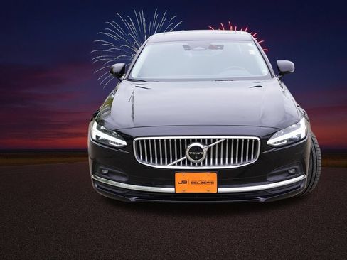 Used 2023 Volvo S90 B6 Plus w/ Protection Package Premier AWD/4WD image 12