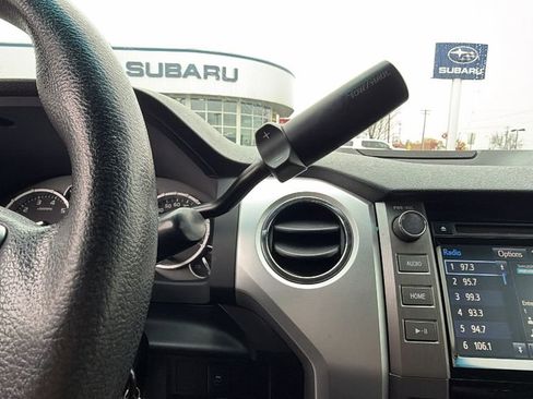 Used 2017 Toyota Tundra SR5 image 24