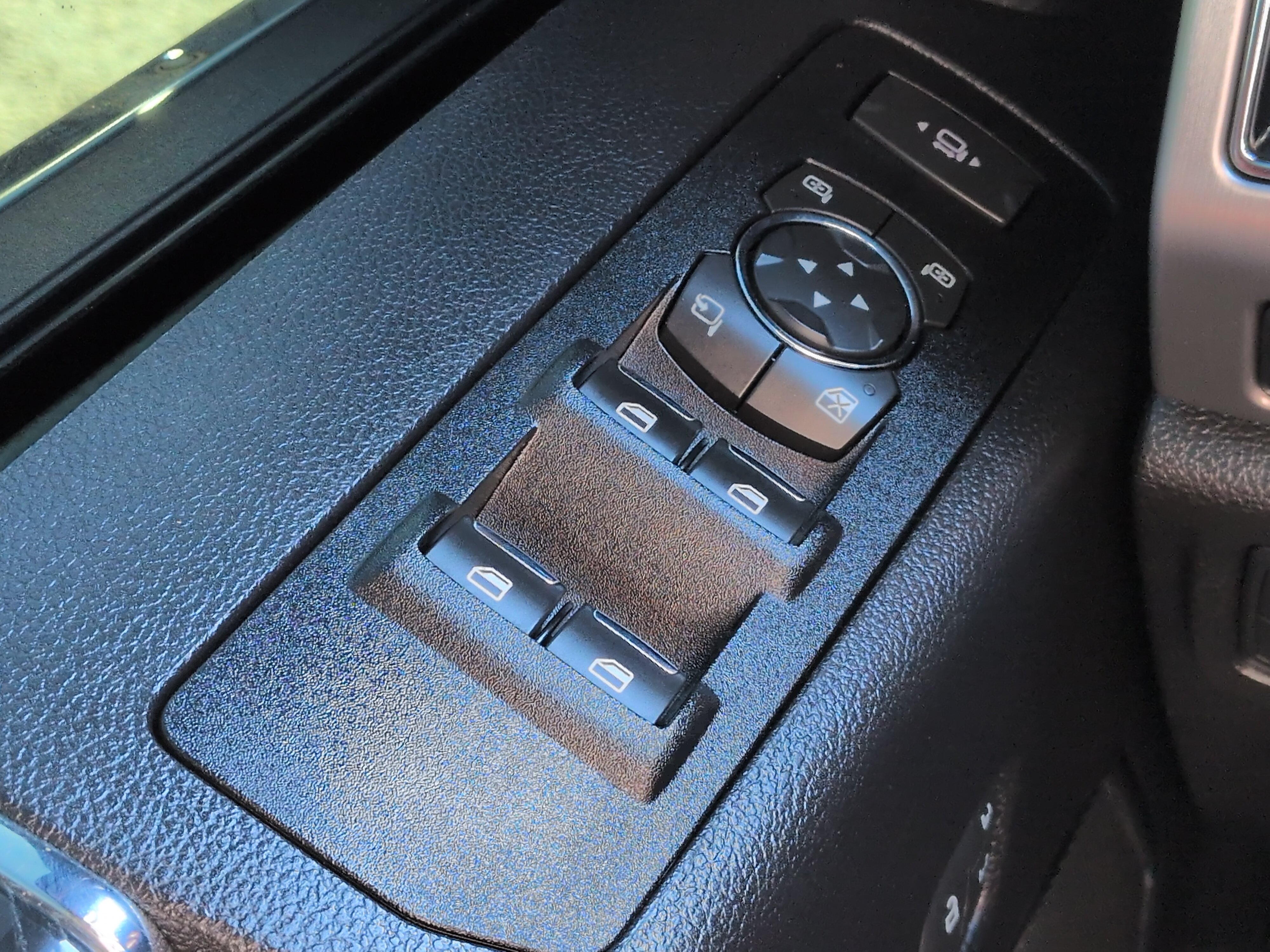 Used 2020 Ford F250 Platinum AWD/4WD image 22