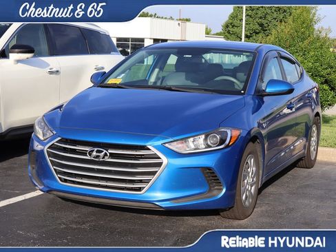Used 2017 Hyundai Elantra SE FWD image 12