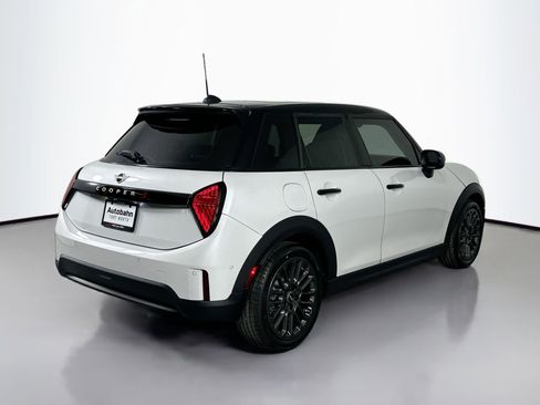 Used 2025 MINI Cooper S image 5