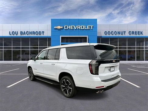 New 2026 Chevrolet Suburban High Country w/ Sun And Tow Package image 6