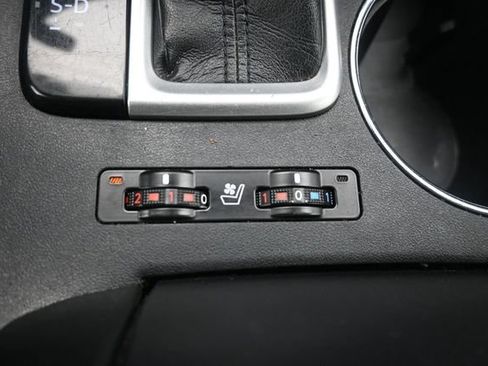 Used 2019 Toyota Highlander Limited AWD/4WD image 32