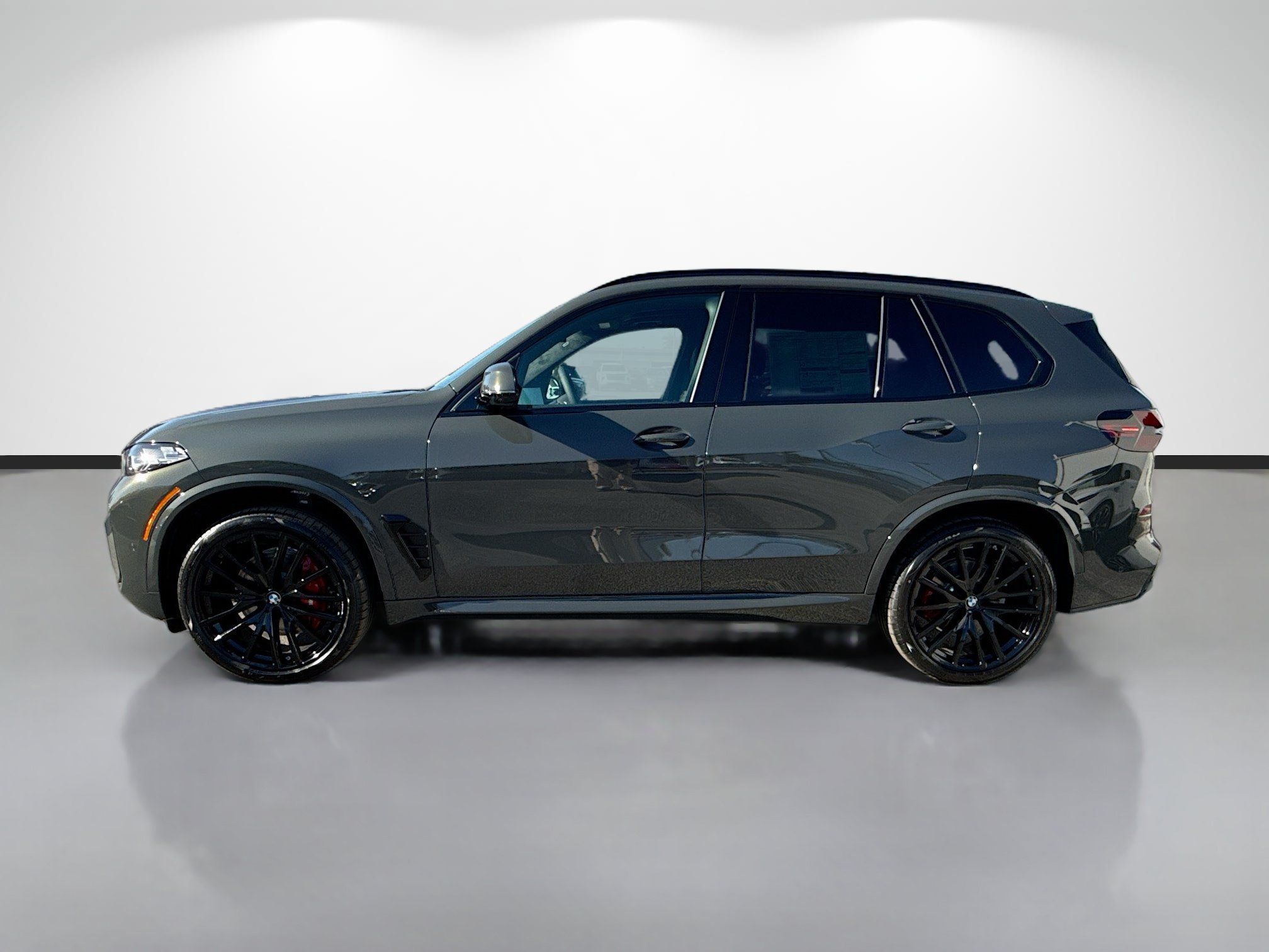 New 2026 BMW X5 sDrive40i w/ M Sport Package RWD image 6