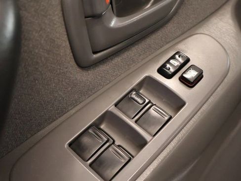 Used 2004 Toyota Tundra SR5 image 10