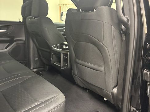 New 2026 RAM 1500 4x4 Crew Cab image 38