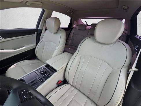 Used 2016 Hyundai Genesis 3.8 w/ Option Group 04 image 14